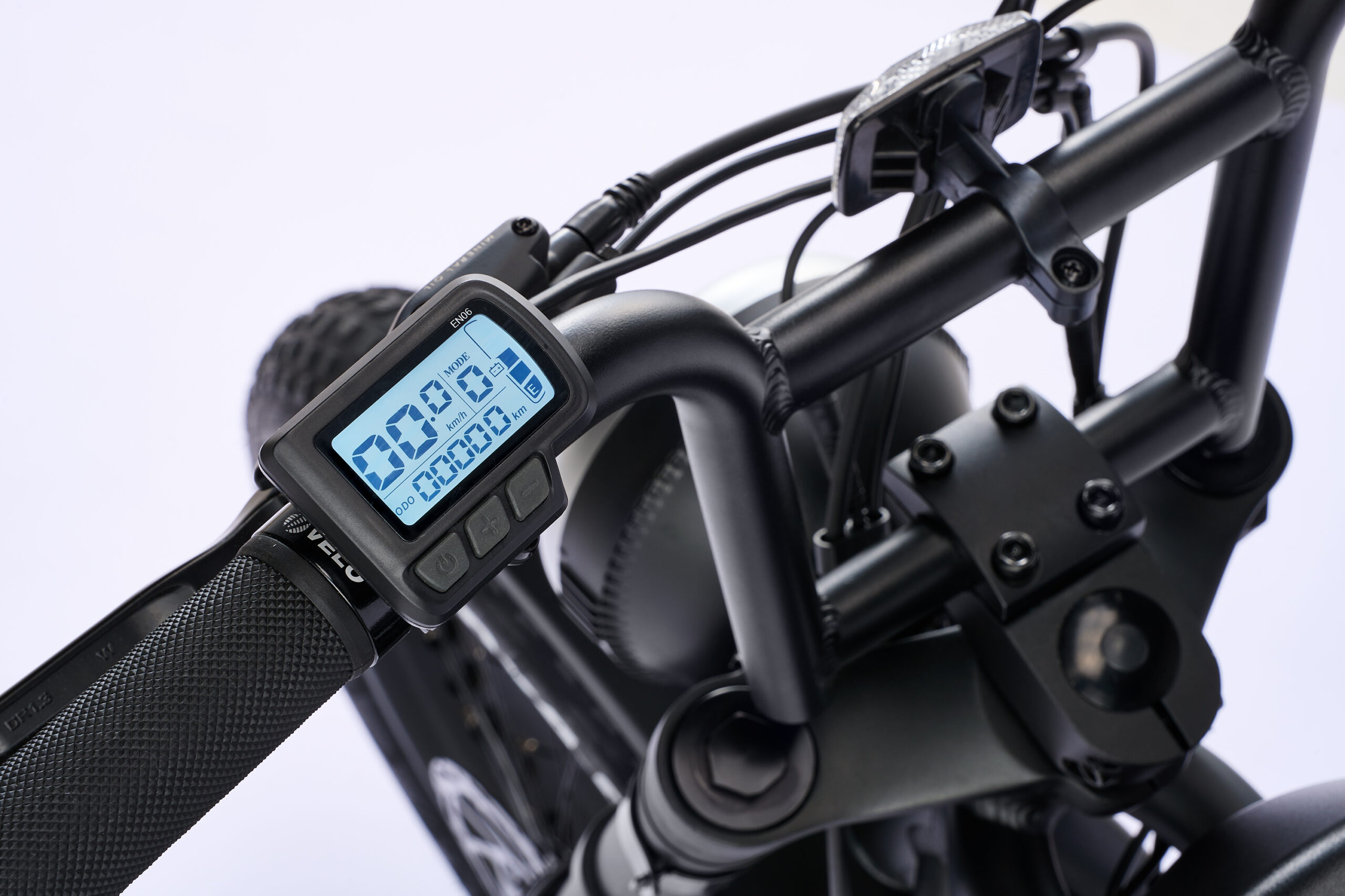 TRP-01 | 電動アシスト自転車・電動スクーターならYADEA(ヤディア)